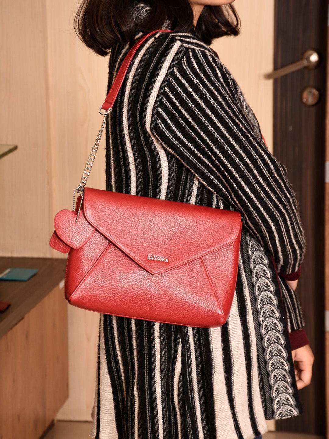 

Sassora Leather Structured Shoulder Bag with Quilted, Red