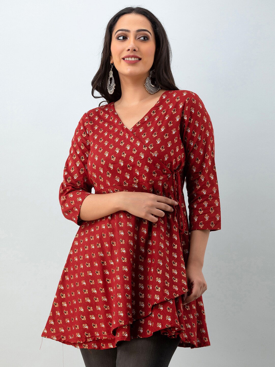 

FERANOID Ethnic Motifs Printed V-Neck Pure Cotton Angrakha Kurti, Red