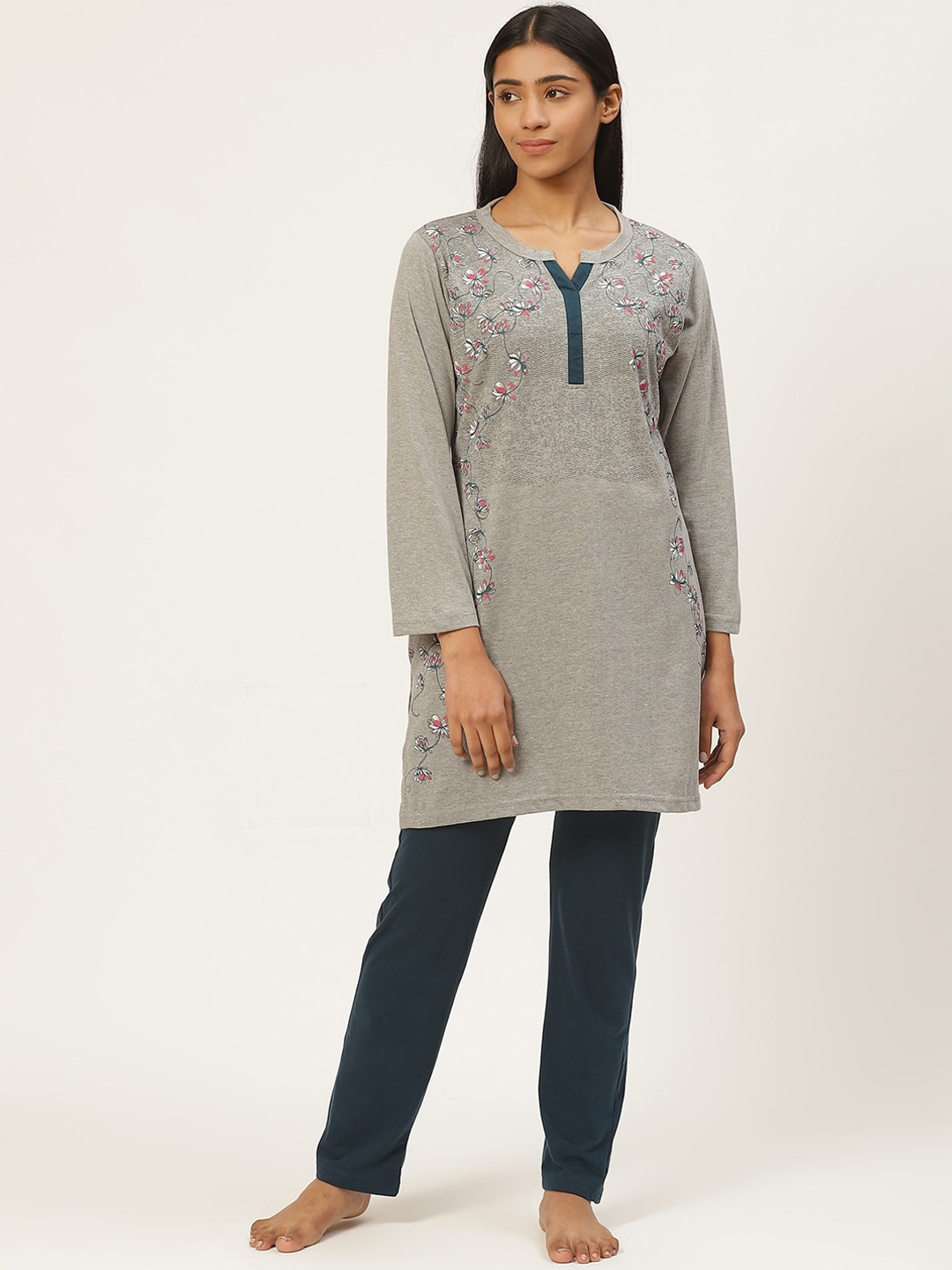 

Duchess Floral Printed Night Suit, Grey