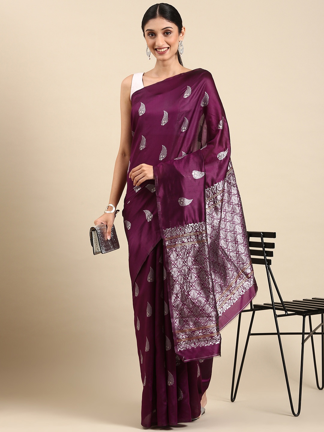 

ORUS Woven Design Zari Silk Blend Kanjeevaram Saree, Magenta
