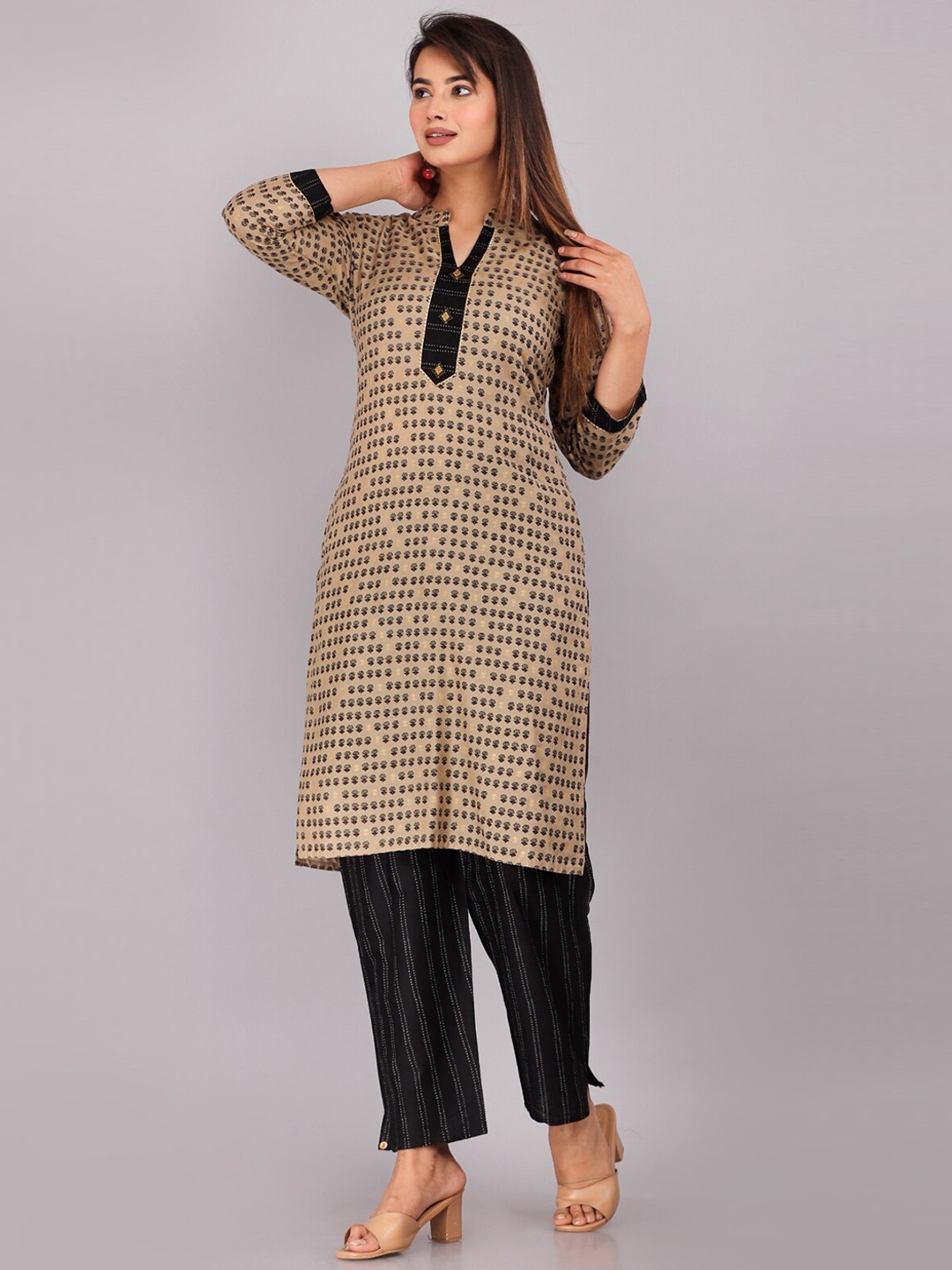 

KALINI Floral Printed Kurta with Trousers, Beige