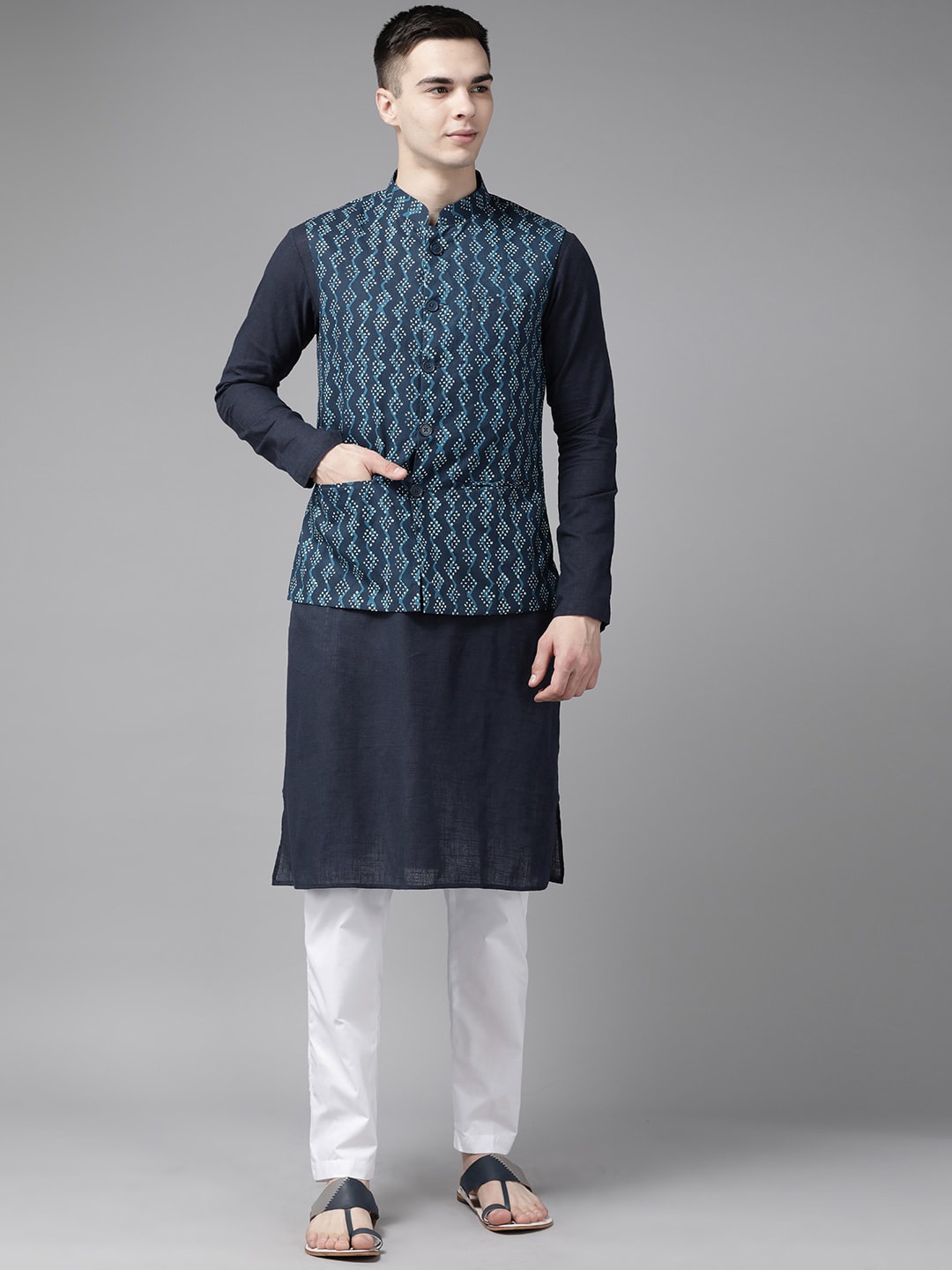 

See Designs Printed Pure Cotton Nehru Jacket, Navy blue