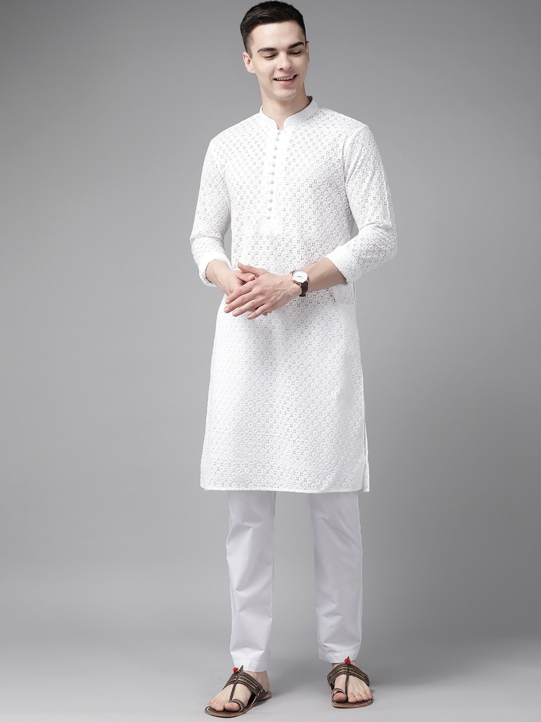 

See Designs Ethnic Motifs Embroidered Pure Cotton Kurta, White