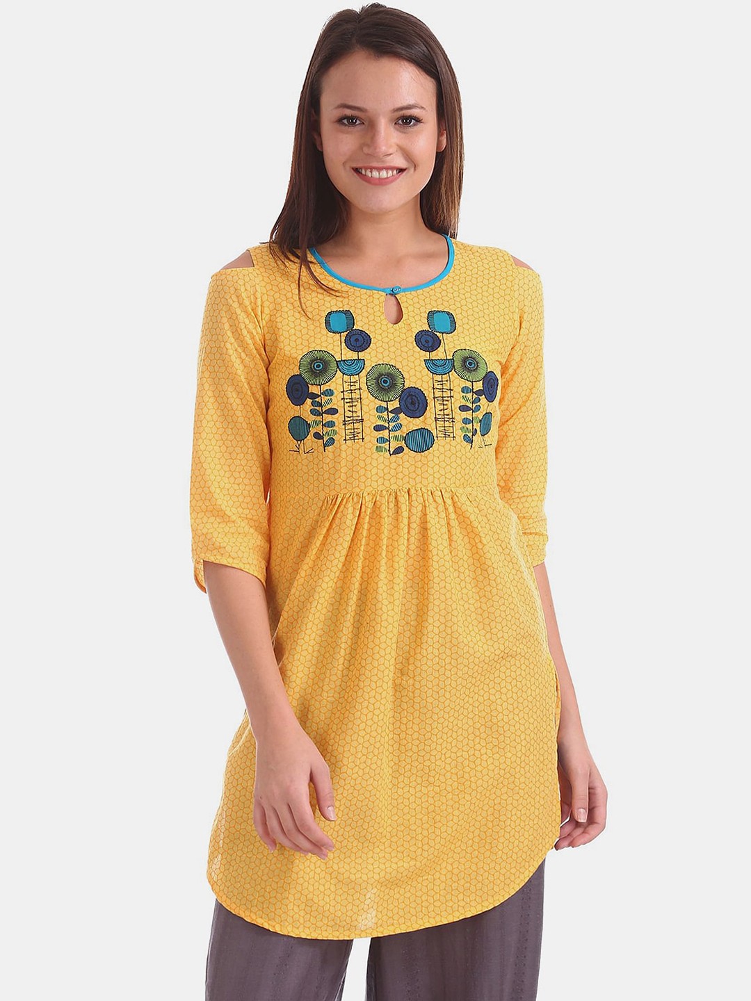 

V-Mart Keyhole Neck Floral Printed Cotton Kurta, Yellow
