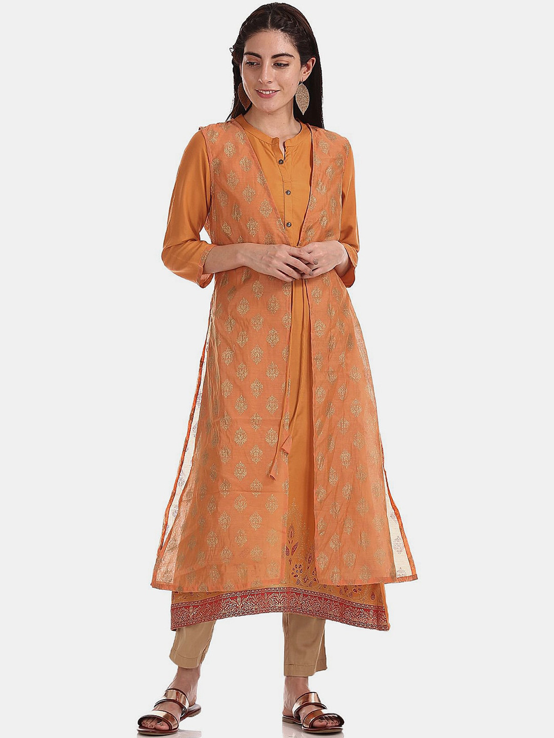 

V-Mart Ethnic Motifs Printed Layered Cotton Kurta With Strug, Orange