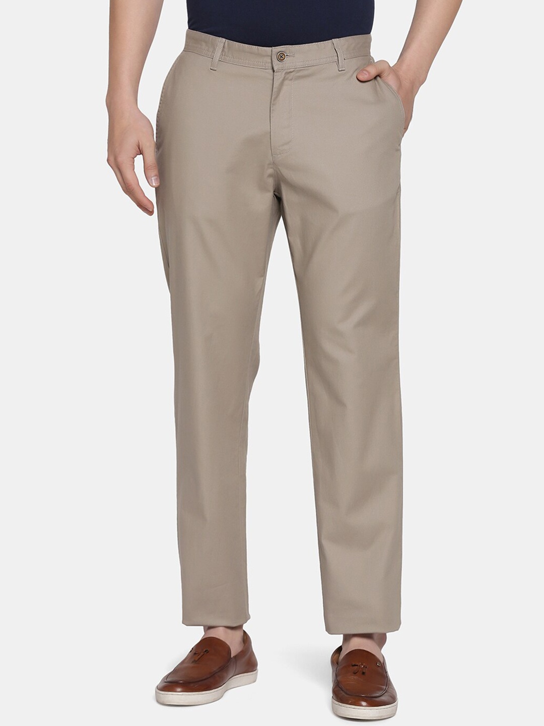 

Blackberrys Men Grey Relaxed Chinos Trousers, Beige