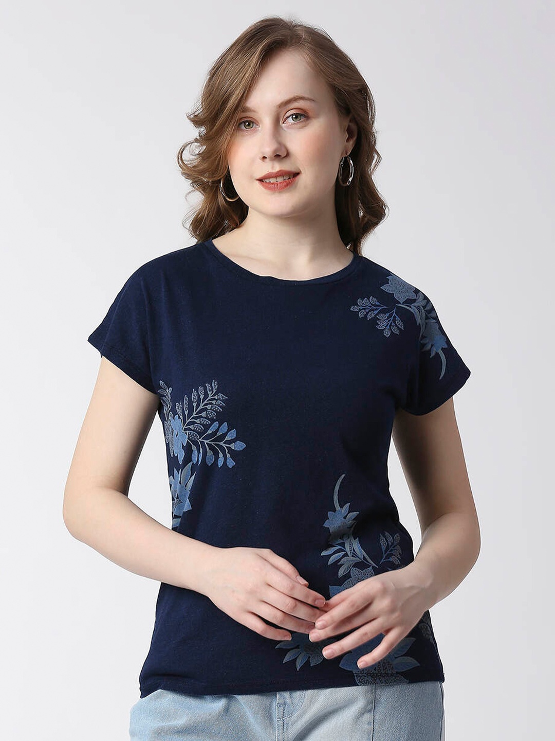 

Pepe Jeans Women Floral Printed Extended Sleeves Cotton Slim Fit T-shirt, Blue