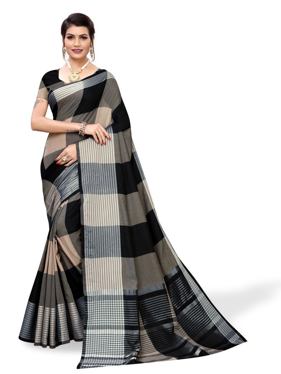 

SAADHVI Checked Woven Design Silk Cotton Saree, Black