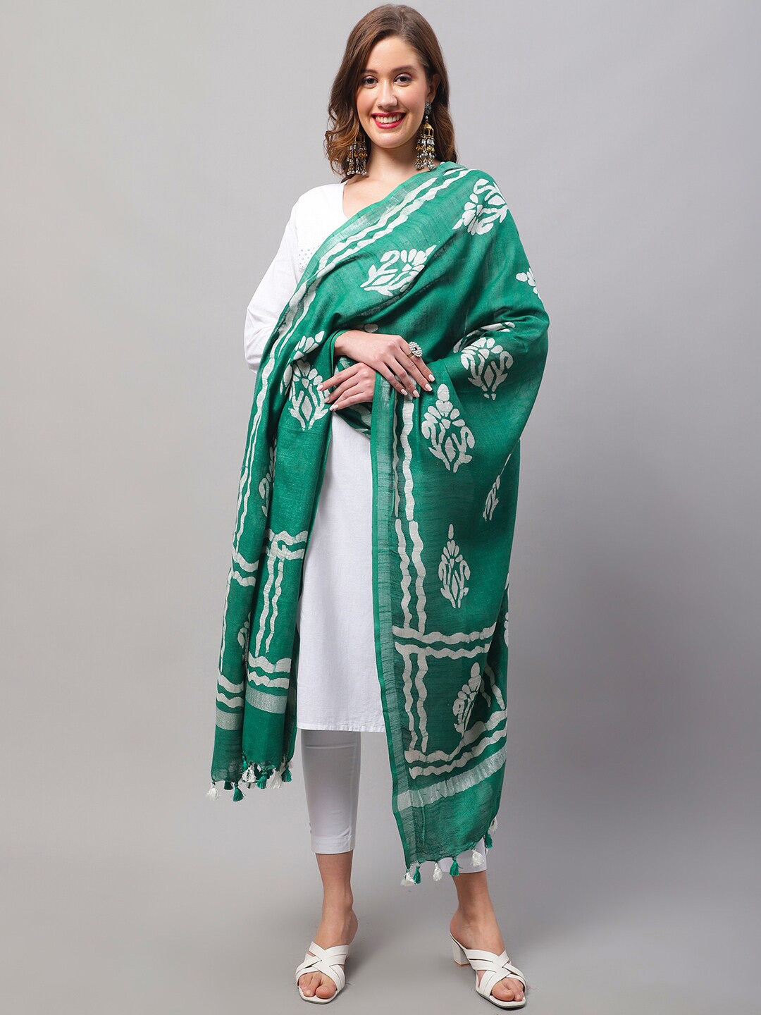 

LOOM LEGACY Ethnic Motifs Woven Design Tasselled Border Cotton Silk Dupatta, Green