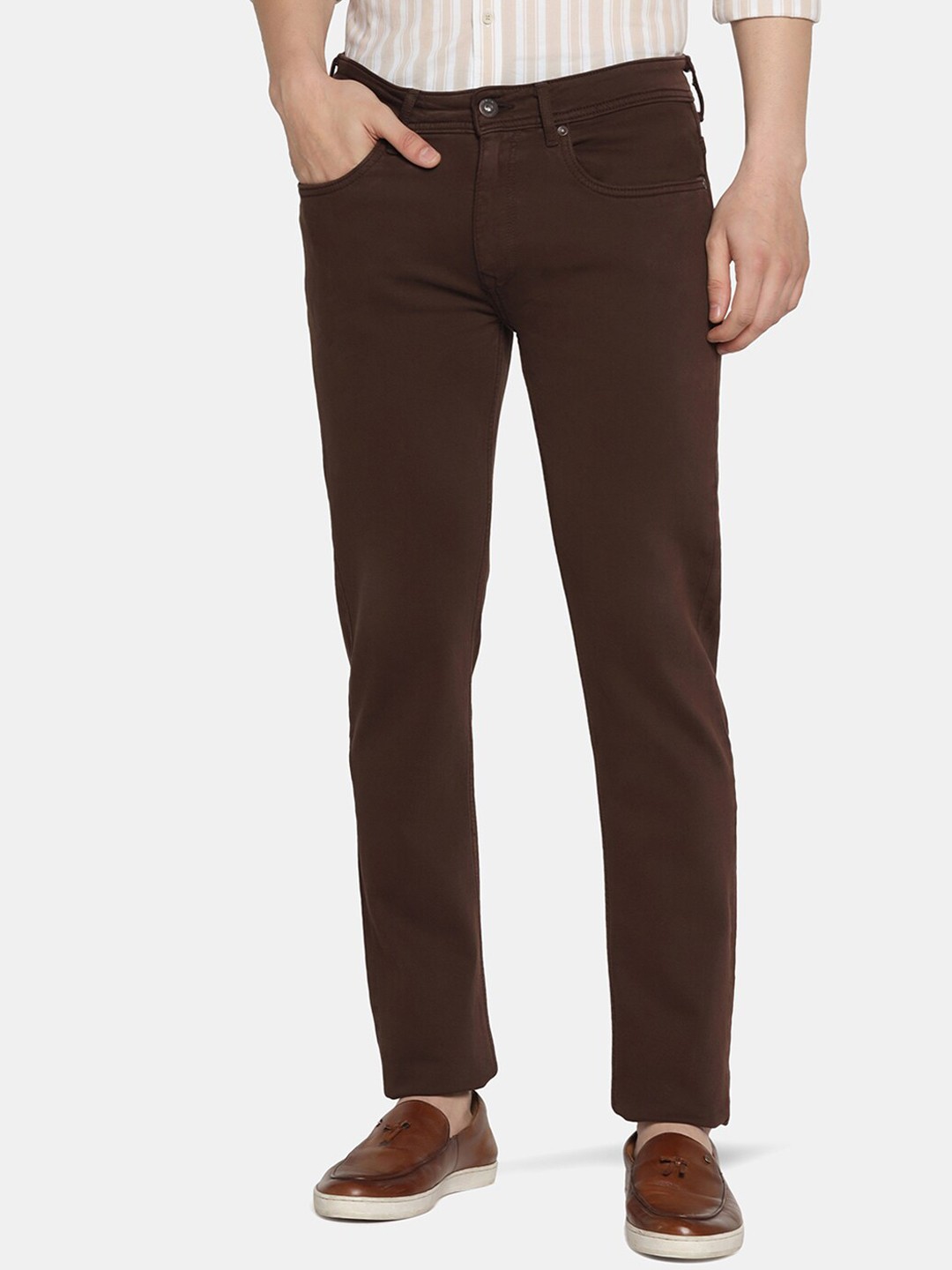 

Blackberrys Men Skinny Fit Low-Rise Clean Look Stretchable Jeans, Brown