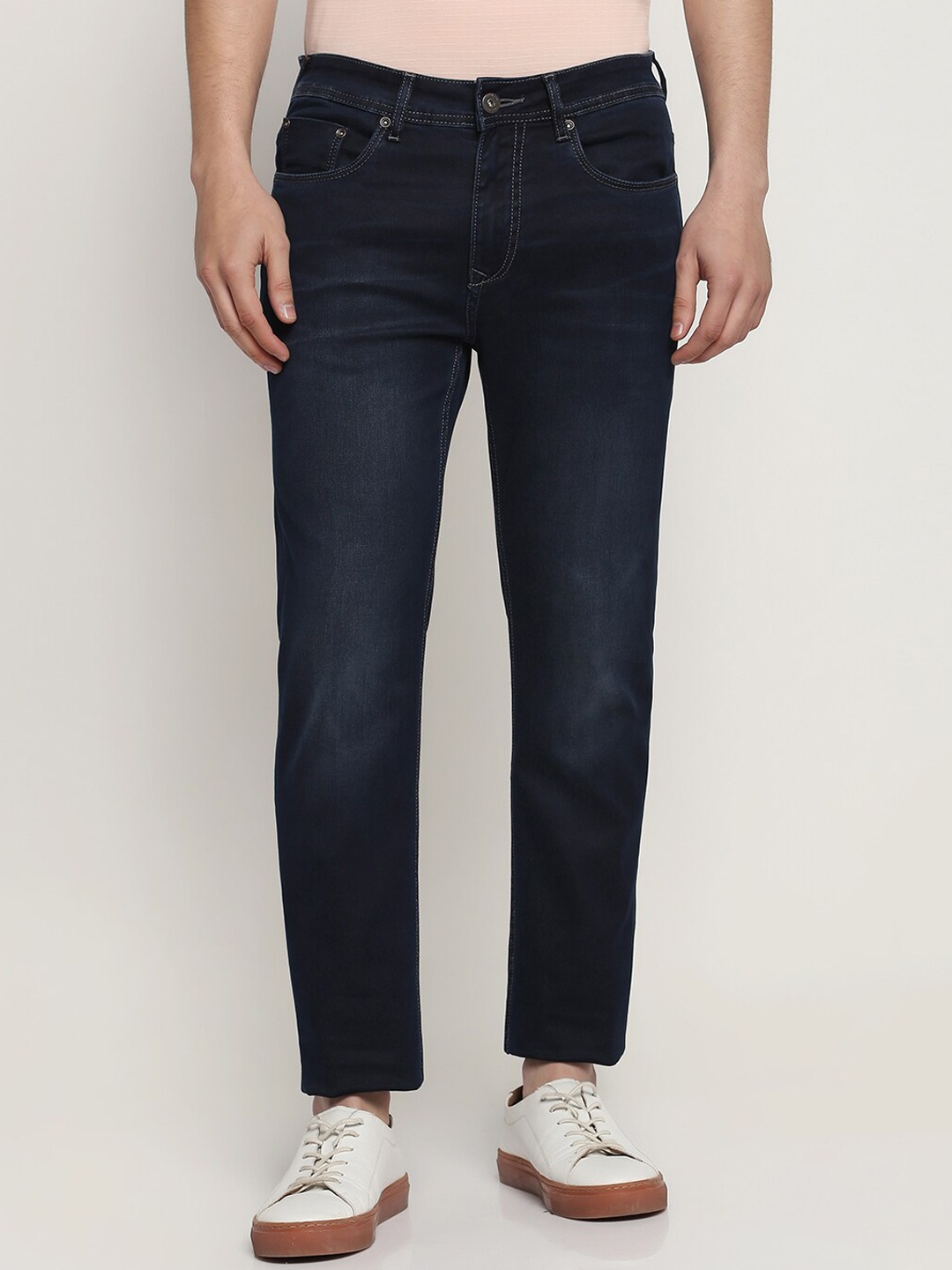 

Blackberrys Men Skinny Fit Low-Rise Low Distress Stretchable Jeans, Blue