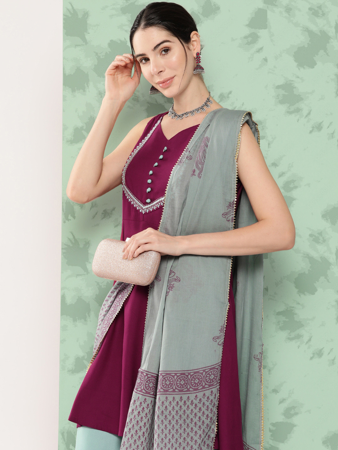 

Yufta Embroidered Thread Work Kurta with Palazzos & With Dupatta, Pink