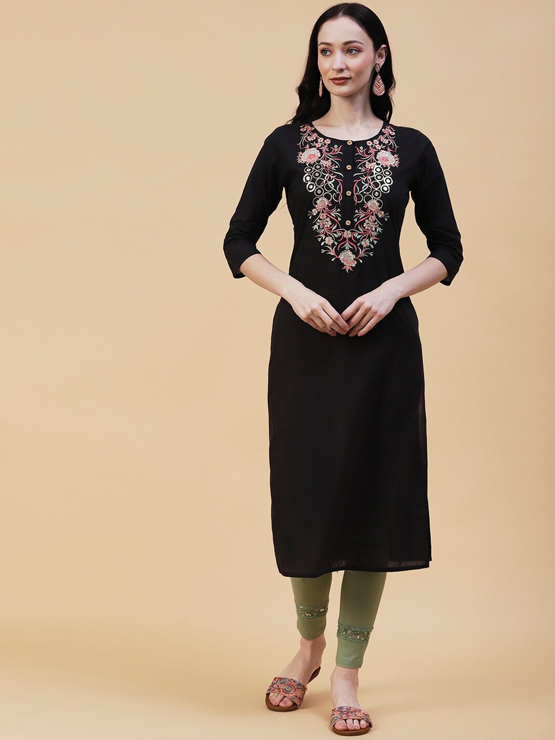 

FASHOR Floral Embroidered Cotton Kurta, Black