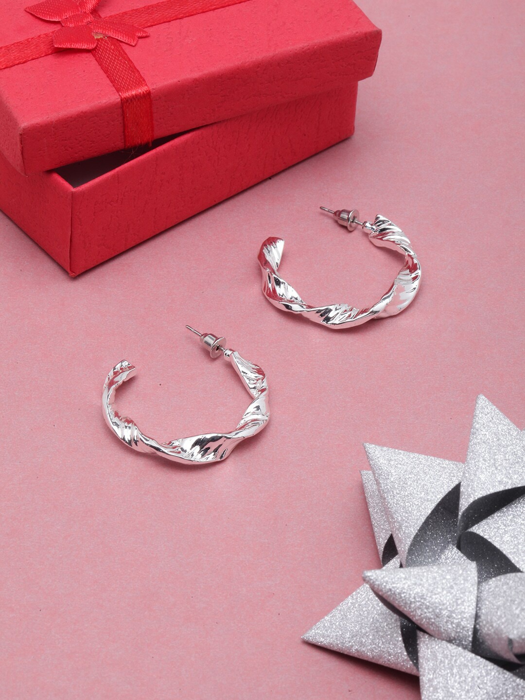 

DIVA WALK Silver-Plated Circular Half Hoop Earrings