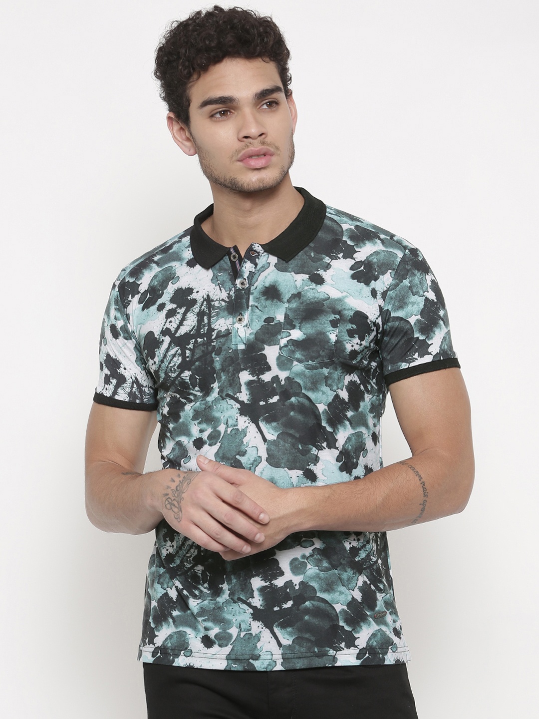 

Status Quo Men Green Printed Polo Collar T-shirt