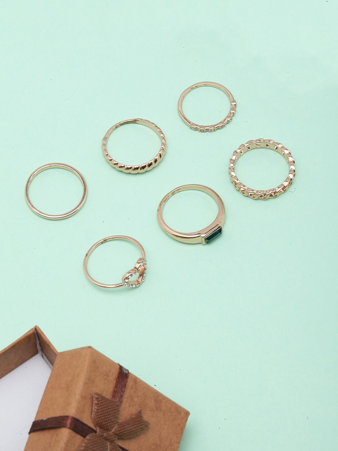 

DIVA WALK Set Of 6 Gold-Plated CZ-Studded Adjustable Finger Rings, Green