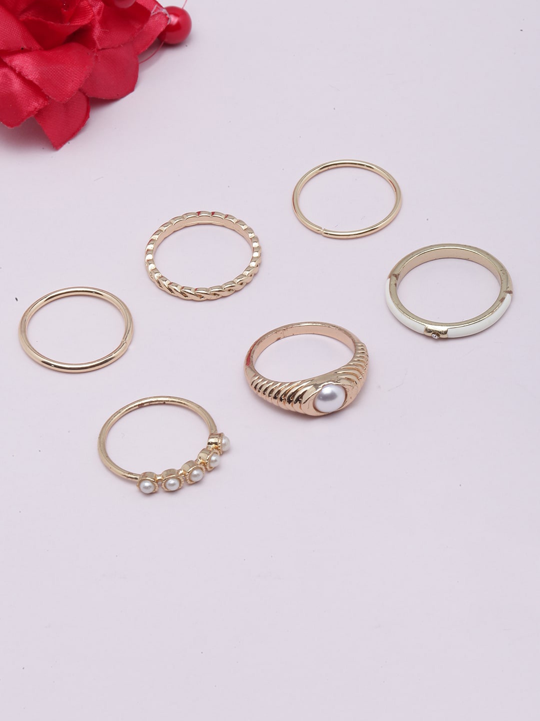 

DIVA WALK Set Of 6 Gold-Plated Pearl Beaded Adjustable Finger Rings, White