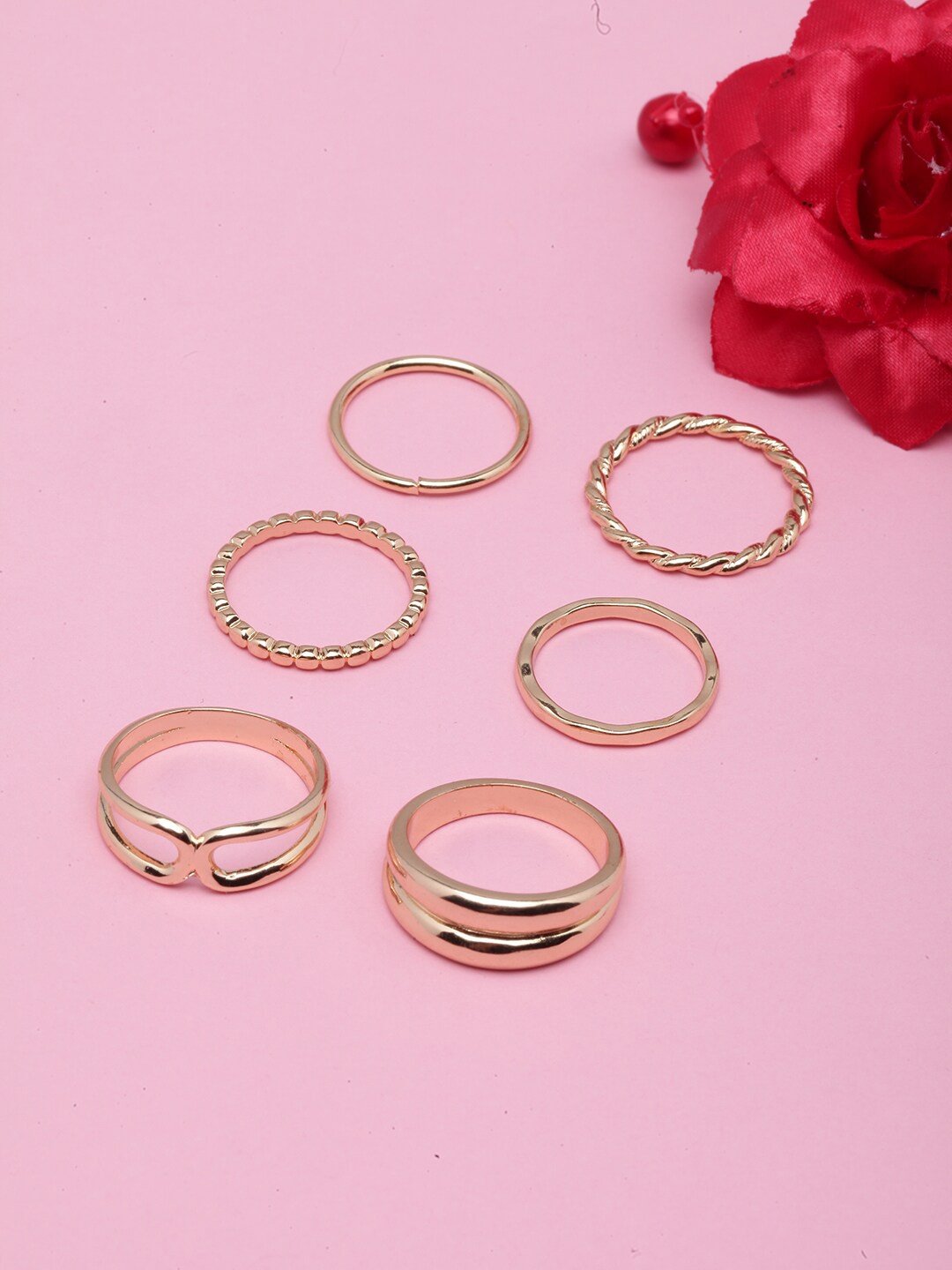 

DIVA WALK Set Of 6 Gold-Plated Adjustable Finger Rings