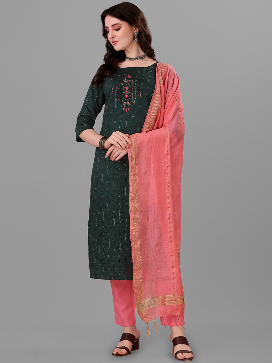 

Angroop Ethnic Motif Embroidered Pure Cotton Kurta with Trousers & Dupatta, Green