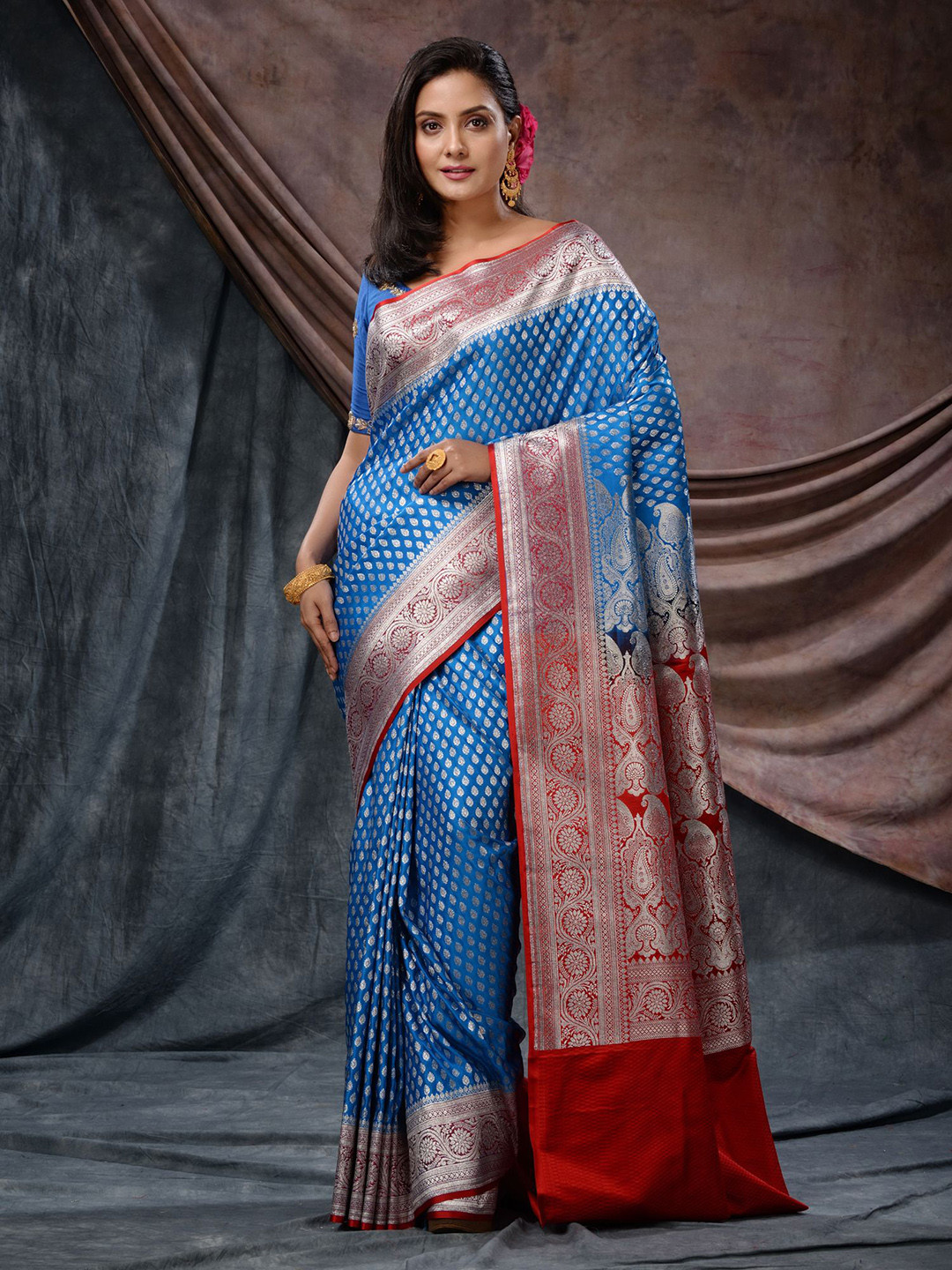 

Charukriti Ethnic Motifs Woven Design Zari Handwoven Katan Silk Banarasi Saree, Blue