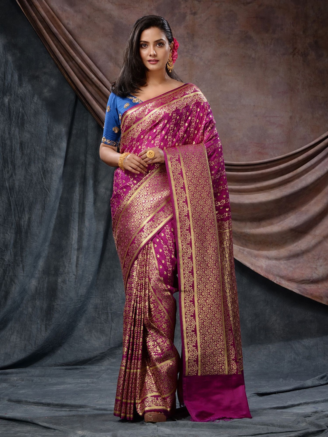 

Charukriti Floral Woven Design Zari Handwoven Katan Silk Banarasi Saree, Purple