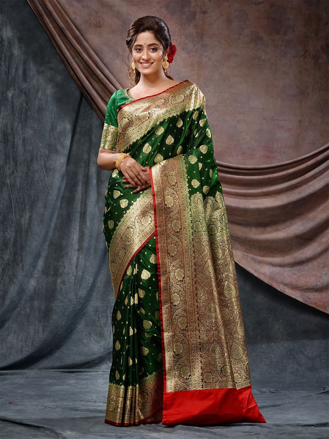 

Charukriti Ethnic Woven Design Zari Banarasi Saree, Green