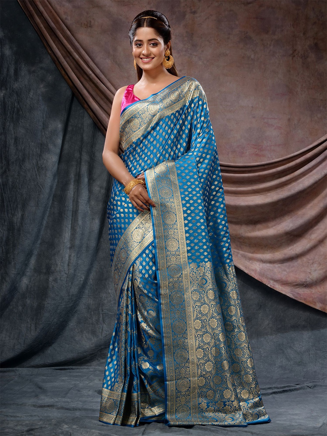 

Charukriti Floral Woven Design Zari Banarasi Saree, Blue