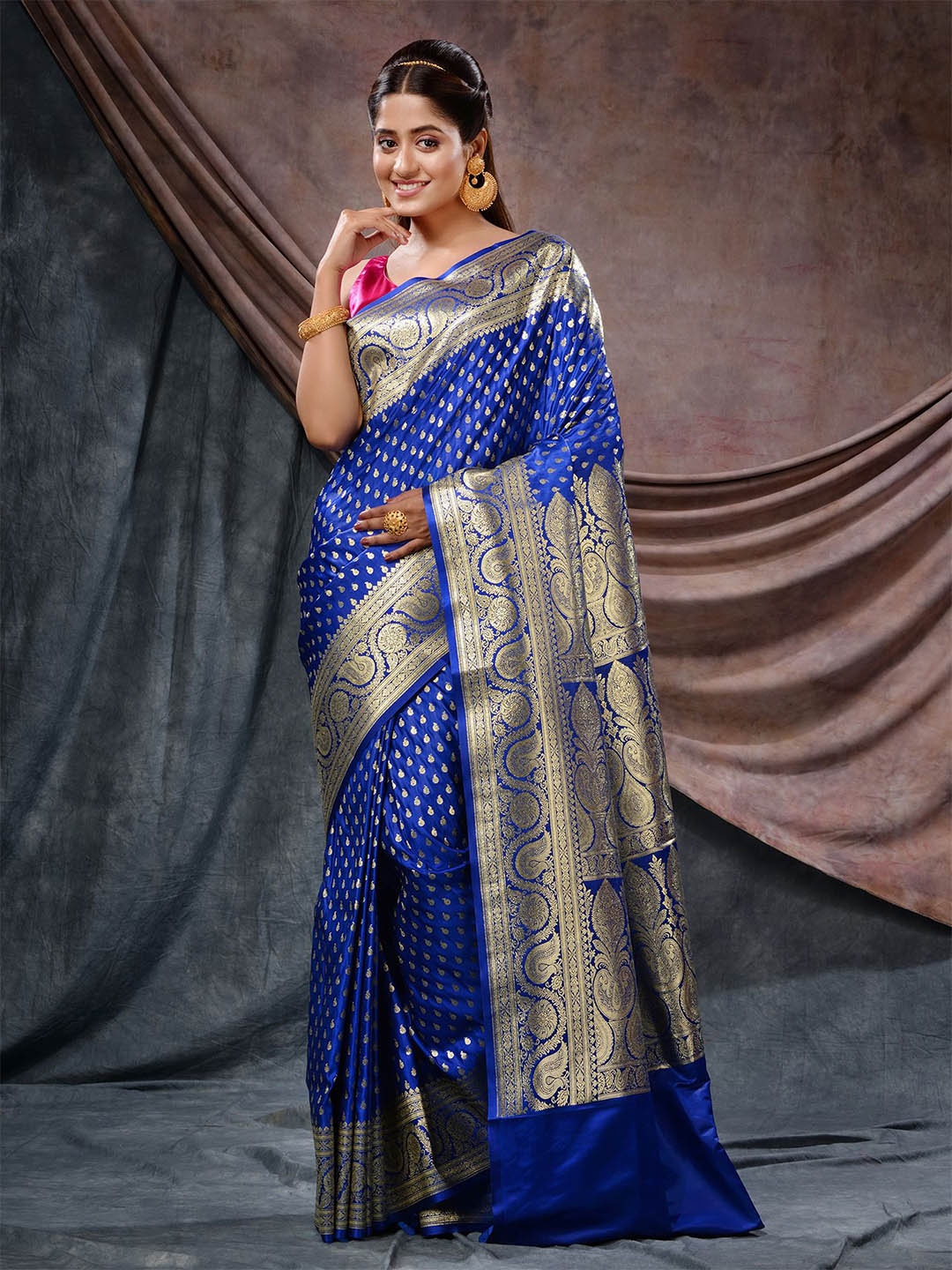 

Charukriti Ethnic Motifs Woven Design Zari Banarasi Saree, Blue