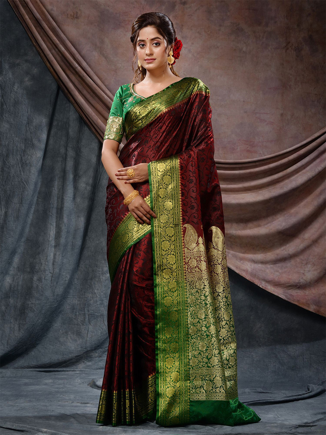 

Charukriti Floral Emboss Woven Design Zari Saree, Brown