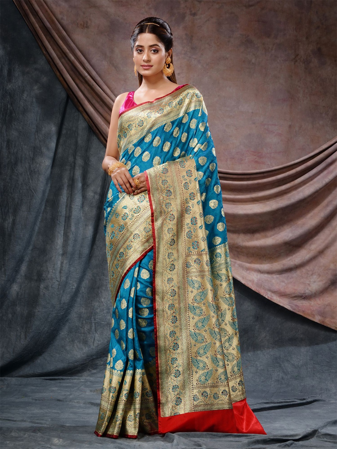 

Charukriti Ethnic Motifs Woven Design Zari Banarasi Saree, Teal