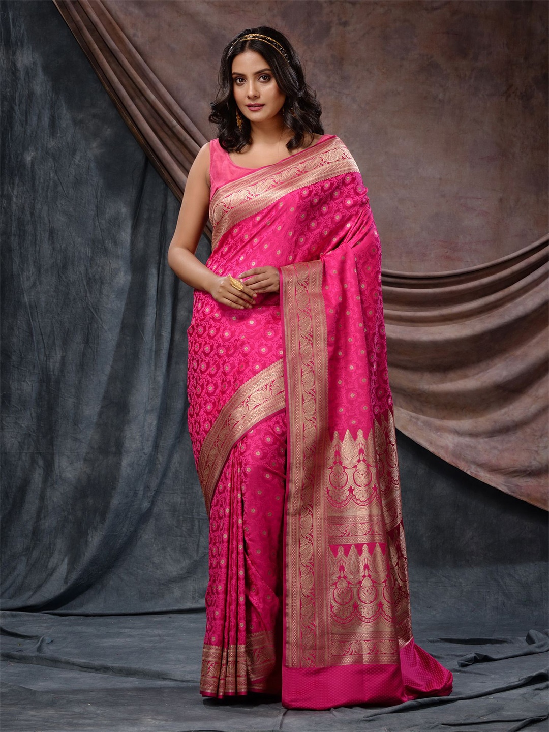 

Charukriti Floral Woven Design Zari Banarasi Saree, Pink