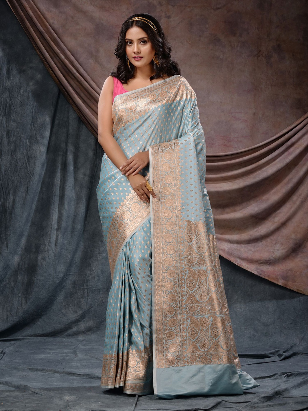 

Charukriti Ethnic Motif Woven Design Zari Banarasi Saree, Blue