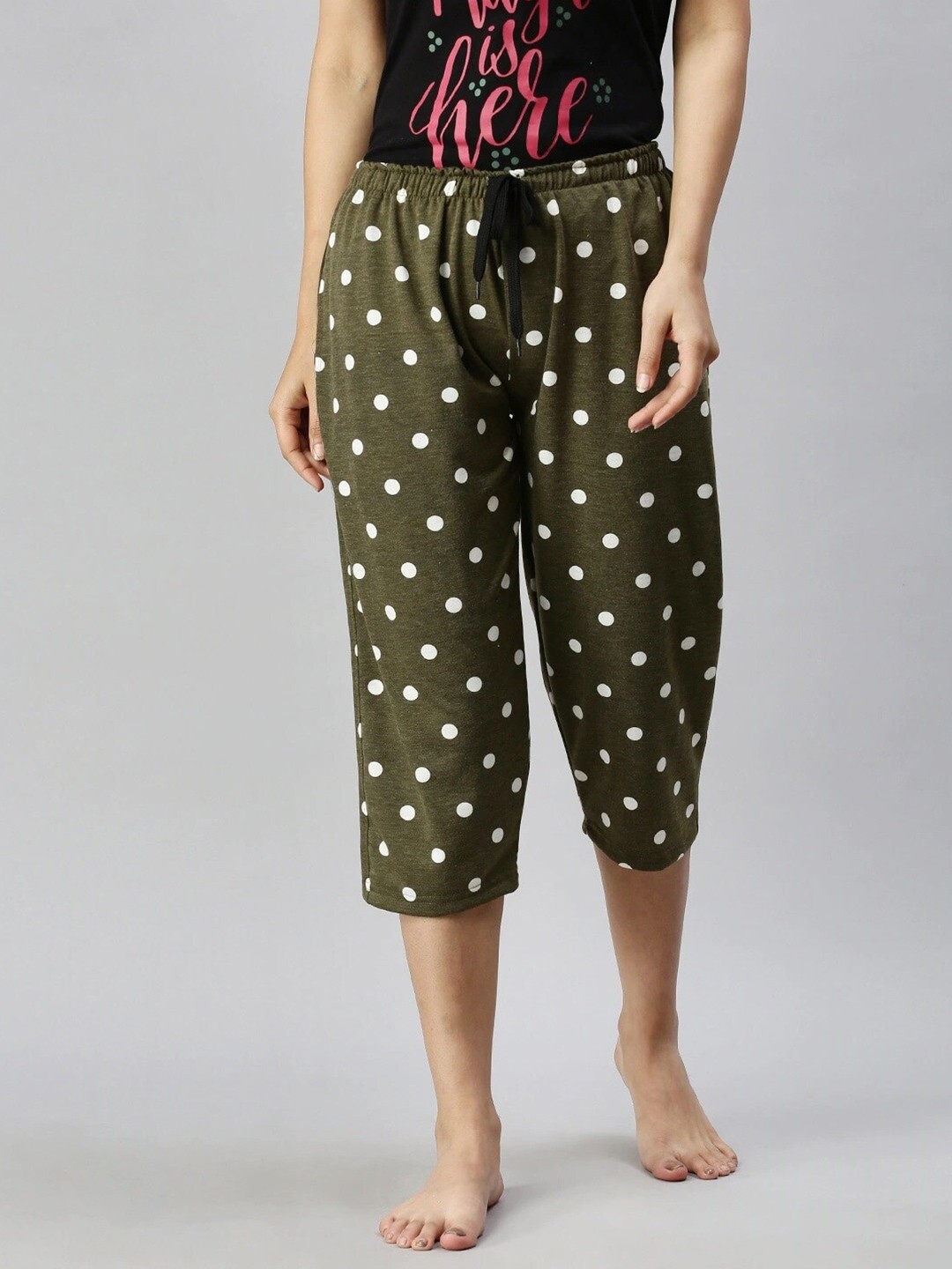 

Kryptic Women Mid-Rise Printed Cotton Lounge Capris, Green