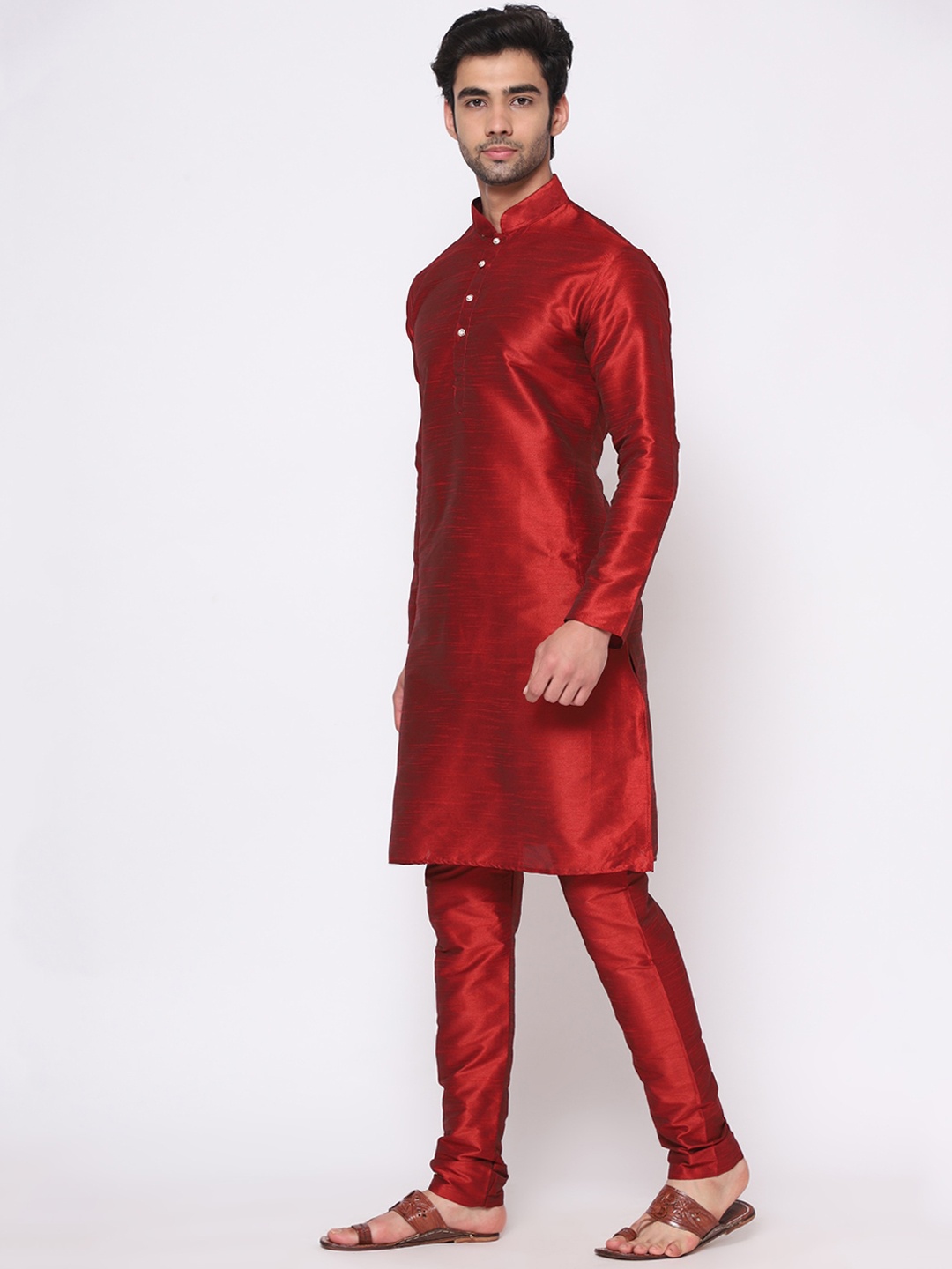 

GoStyle Mandarin Collar Pure Cotton Straight Kurta with Churidar, Maroon