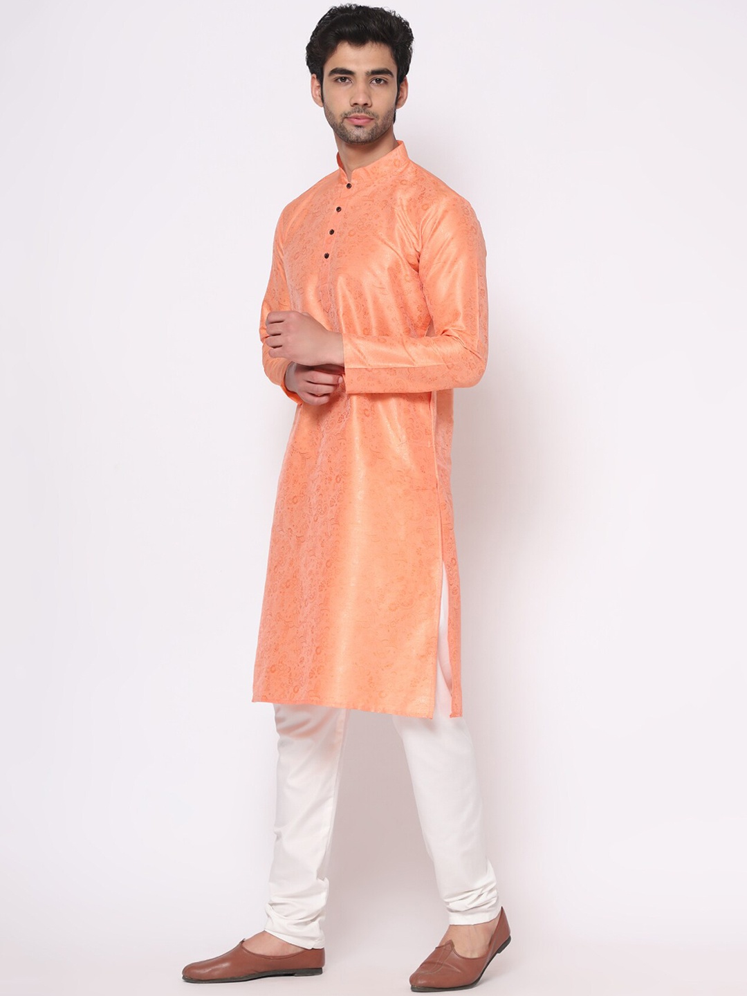 

GoStyle Mandarin Collar Ethnic Motifs Woven Design Pure Cotton Kurta with Churidar, Peach