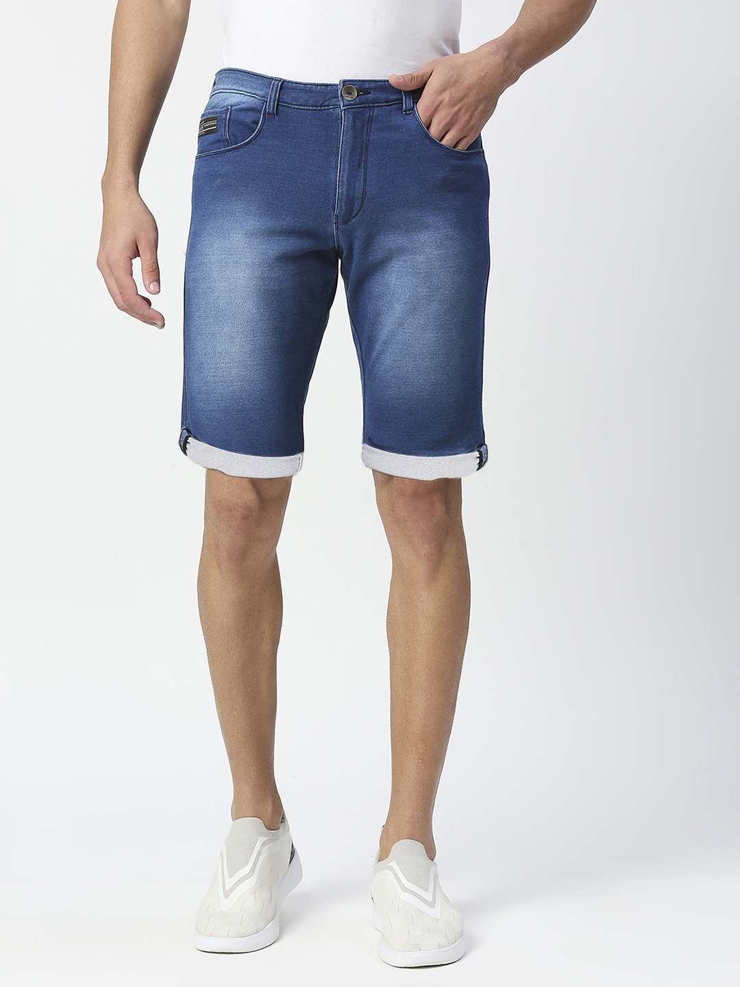 

beevee Men Mid Rise Washed Cotton Denim Shorts, Blue