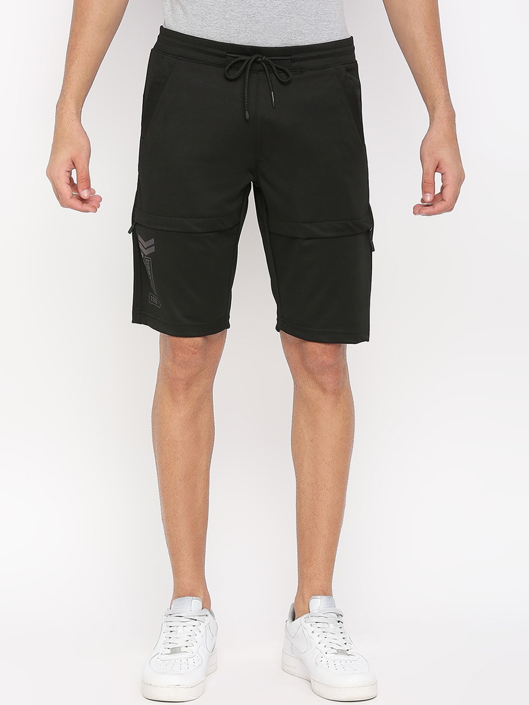 

beevee Men Regular Fit Cargo Shorts, Black