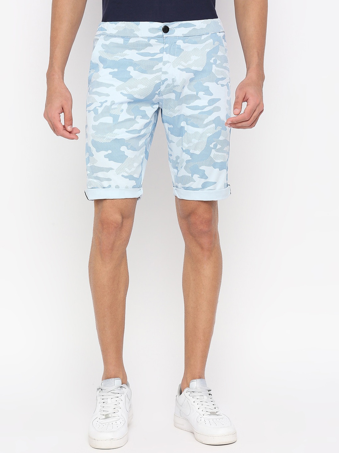 

beevee Men Camouflage Printed Mid-Rise Shorts, Blue