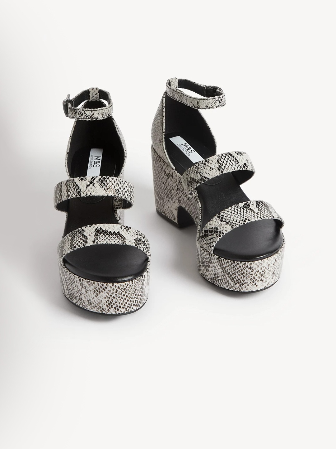 

Marks & Spencer Grey Textured Block Pumps with Buckles