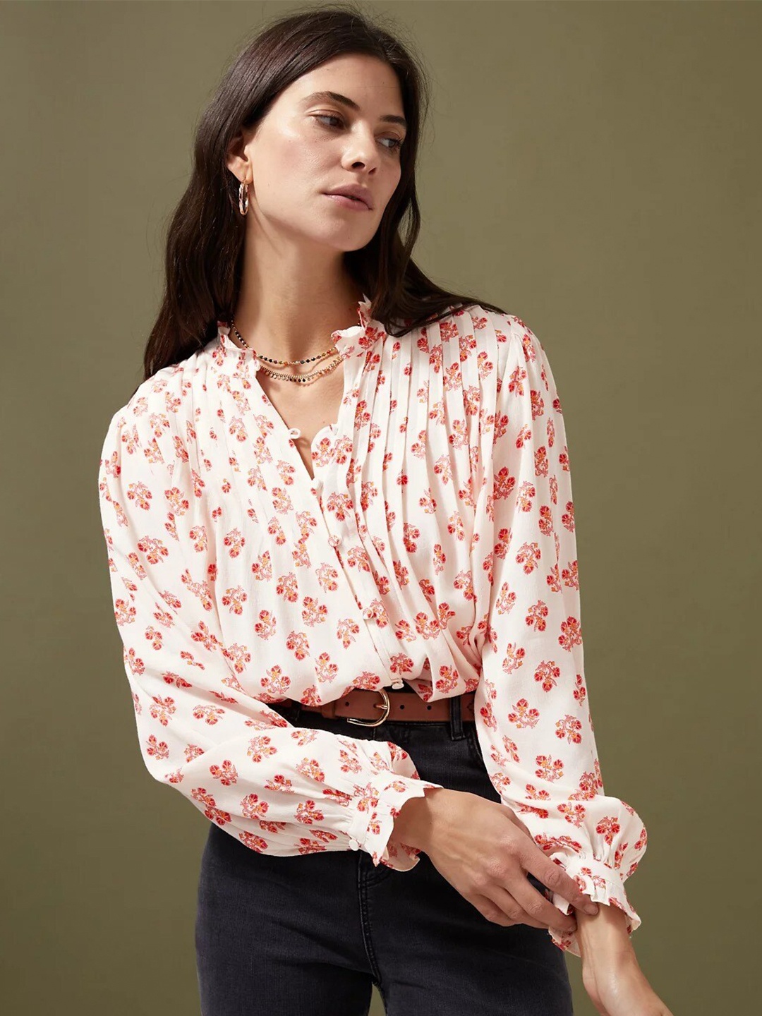 

Marks & Spencer Floral Printed Pleated Mandarin Collar Shirt Style Top, Off white