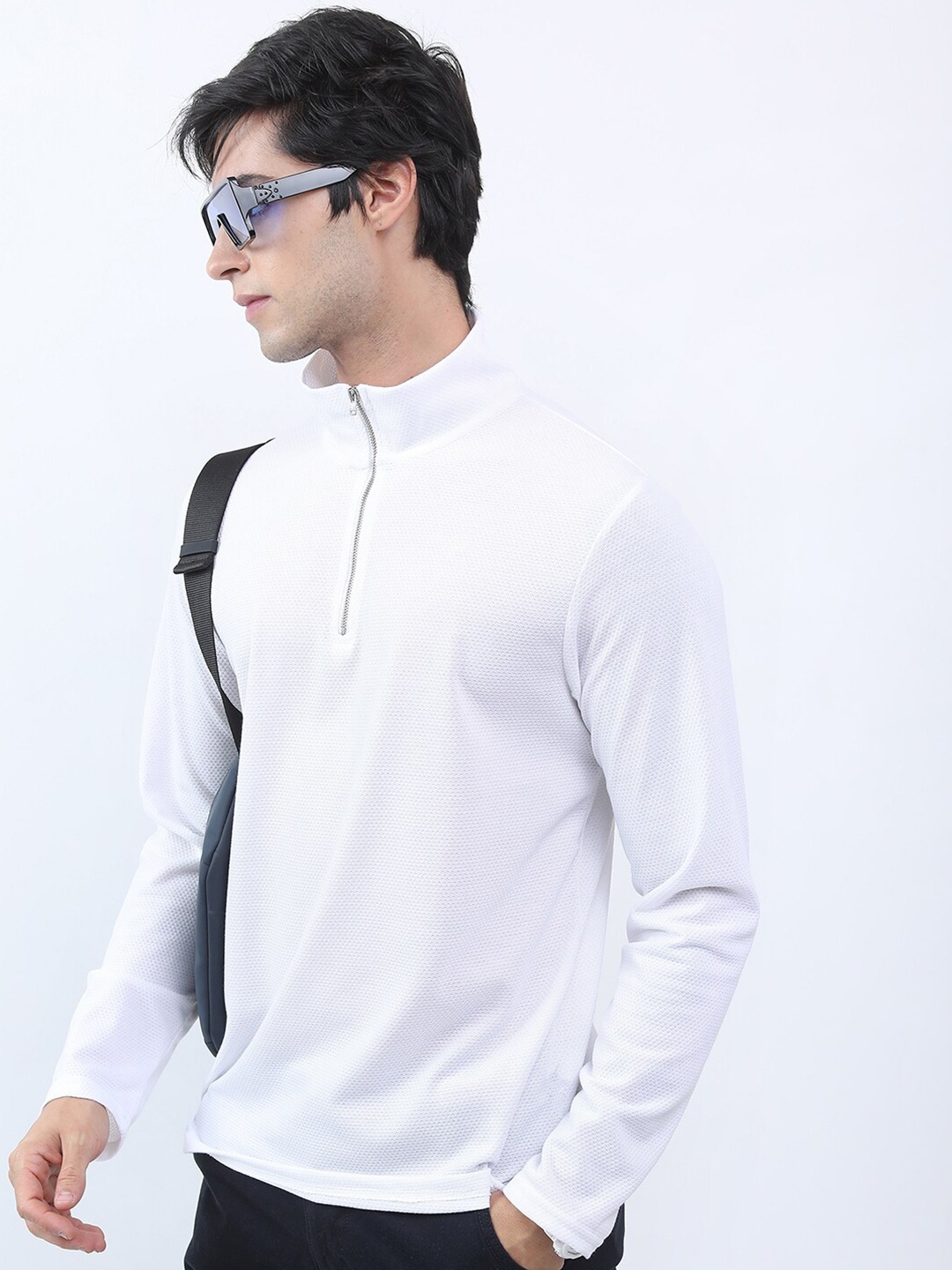 

HIGHLANDER Men Popcorn Structured Regular Fit T-shirt, White