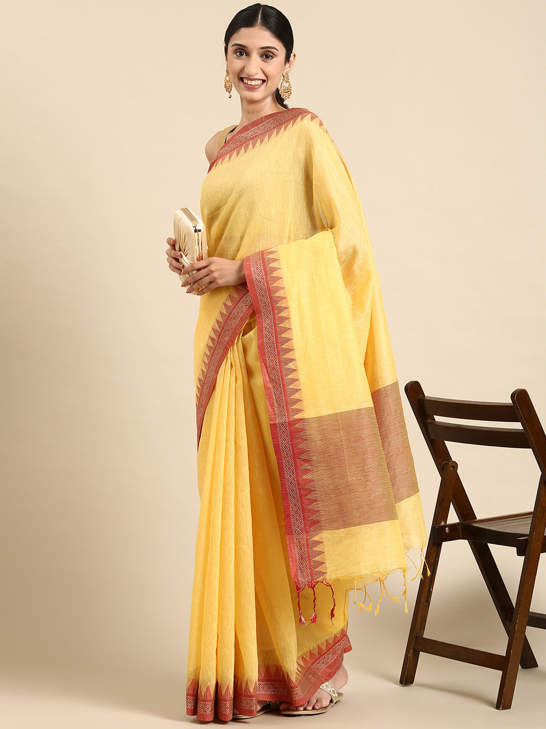 

VISHNU WEAVES Yellow & Rust Zari Linen Blend Taant Saree