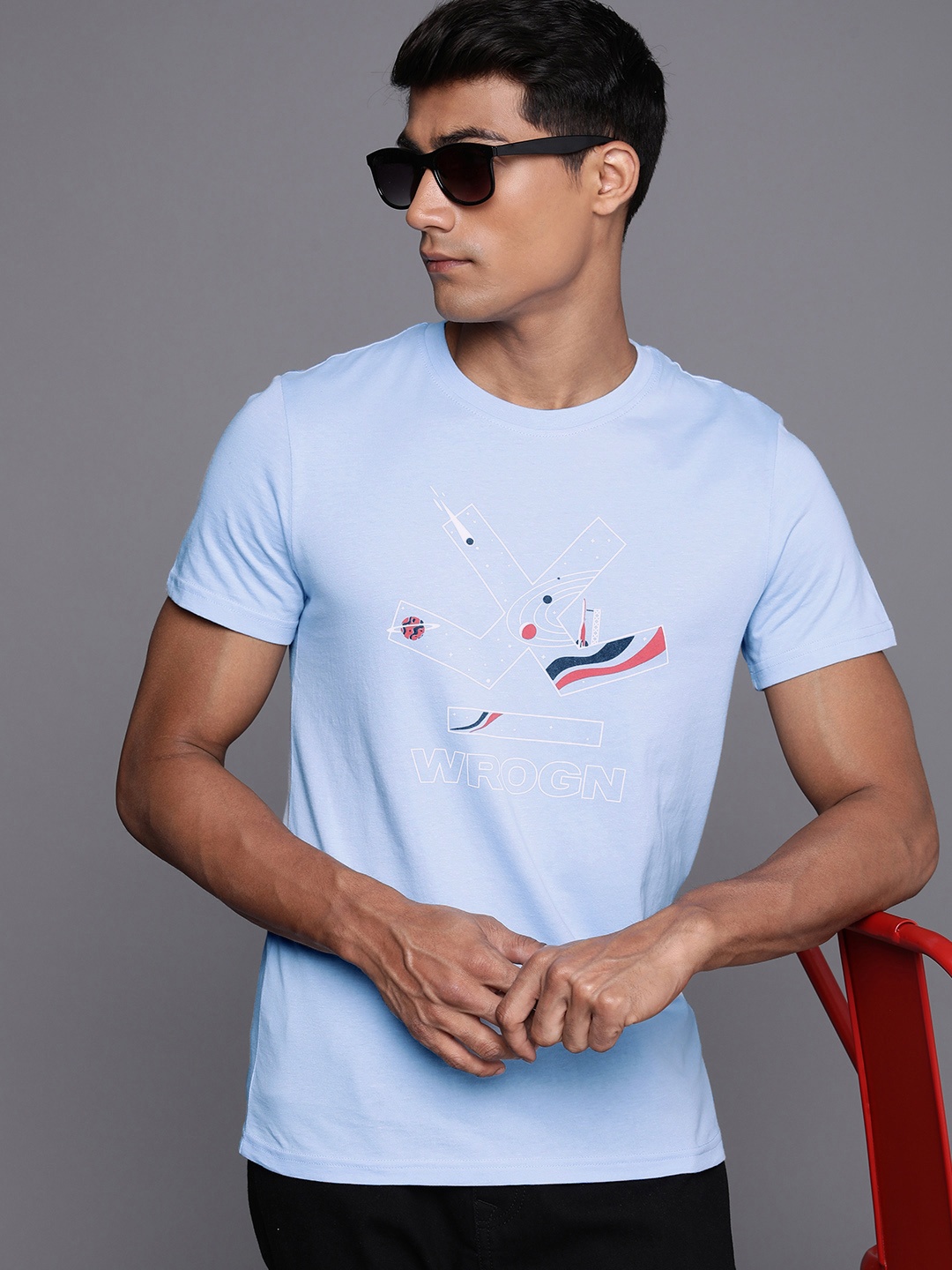

WROGN Round Neck Graphic Printed Pure Cotton Slim Fit T-shirt, Blue