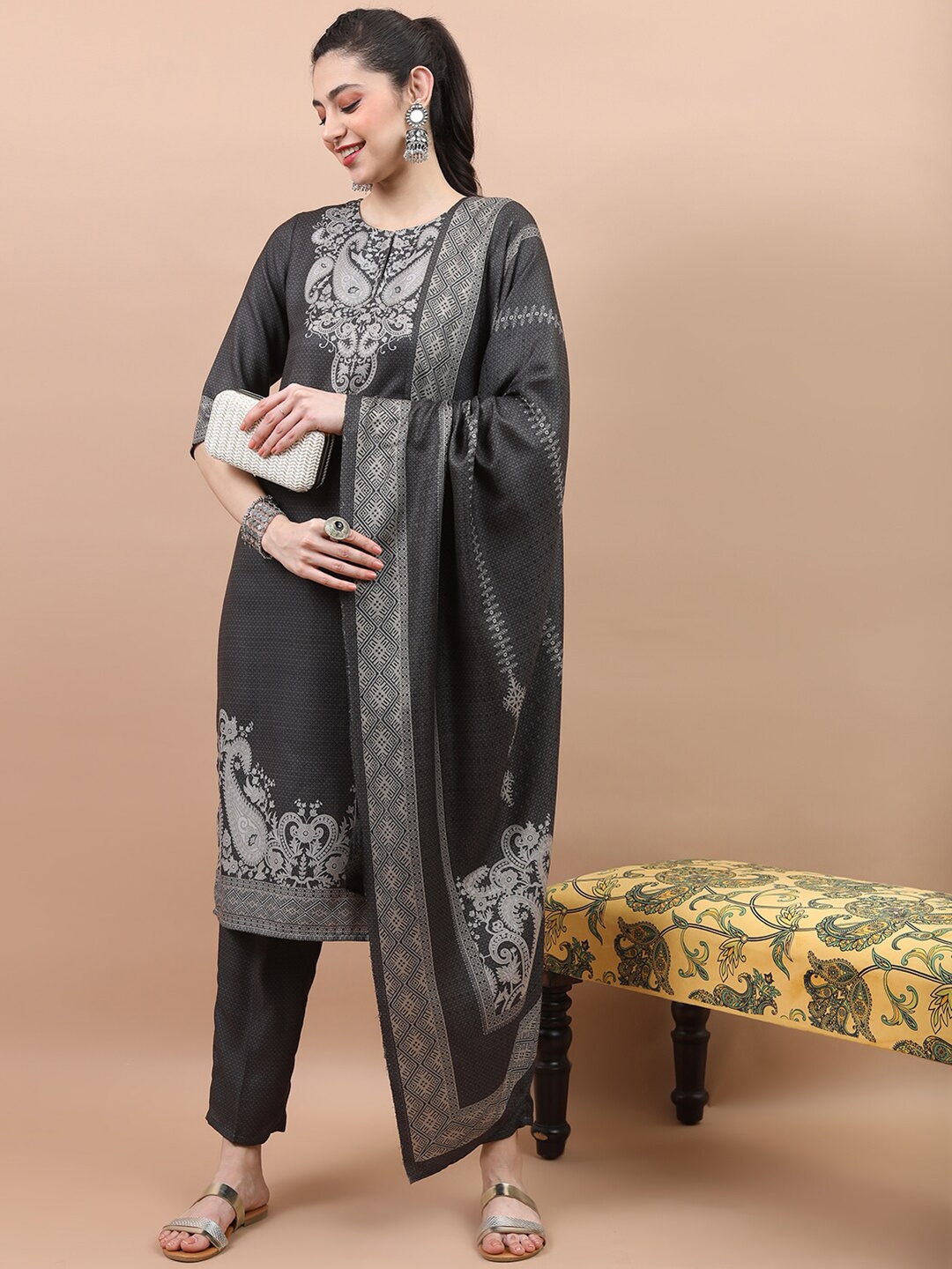 

Vishudh Ethnic Motifs Printed Kurta With Palazzos & Dupatta, Black