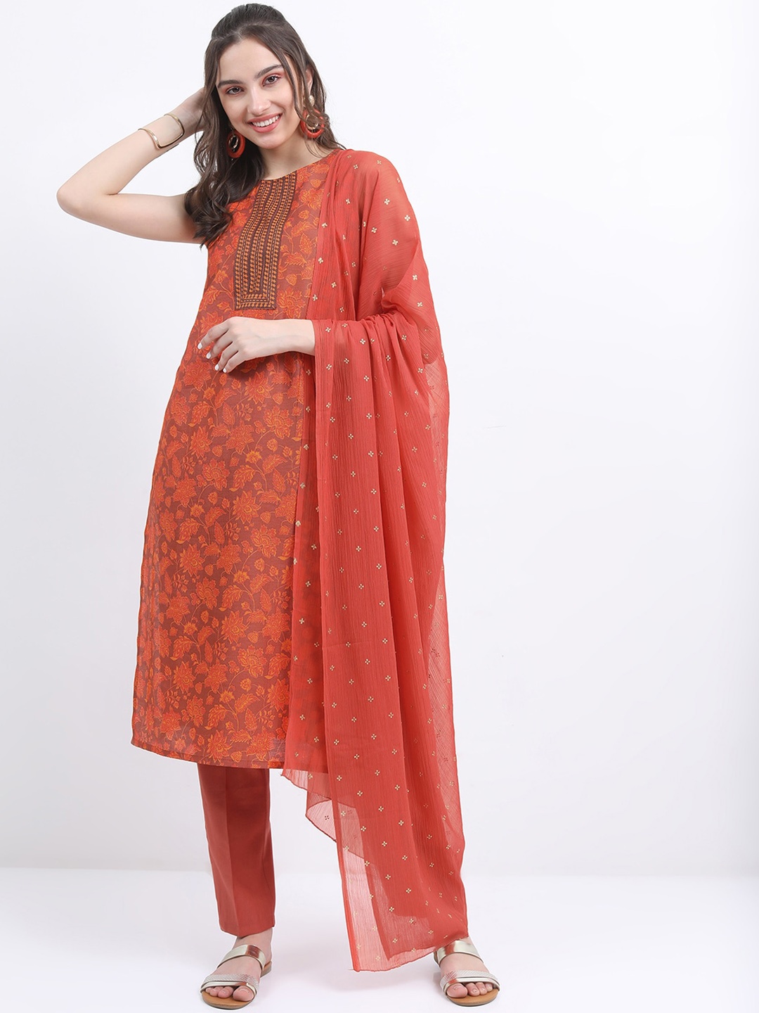 

Vishudh Floral Printed Straight Kurta with Trousers & Dupatta, Rust