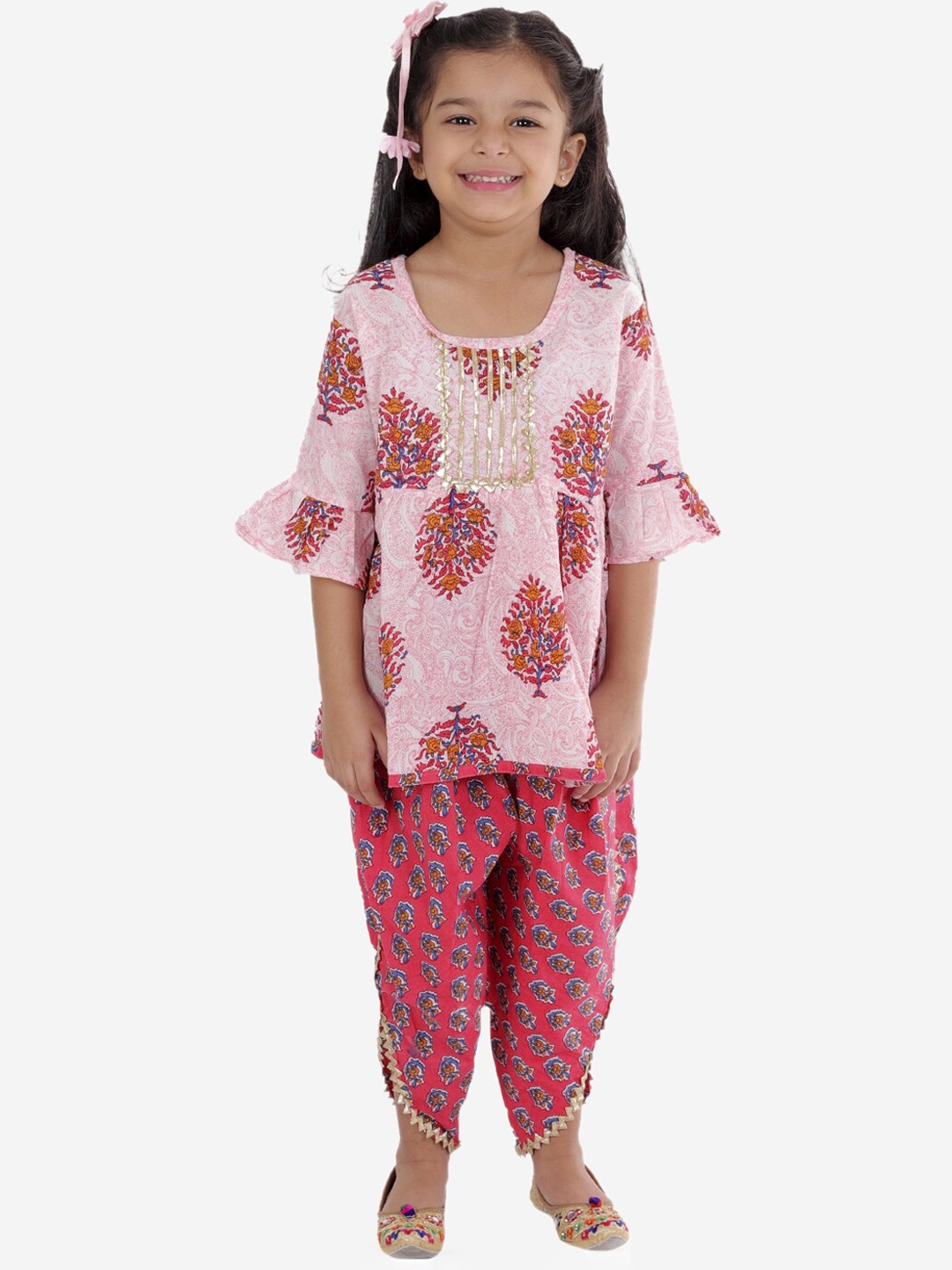 

Superminis Girls Ethnic Motifs Printed Gotta Patti Pure Cotton Kurti with Dhoti Pants, Magenta