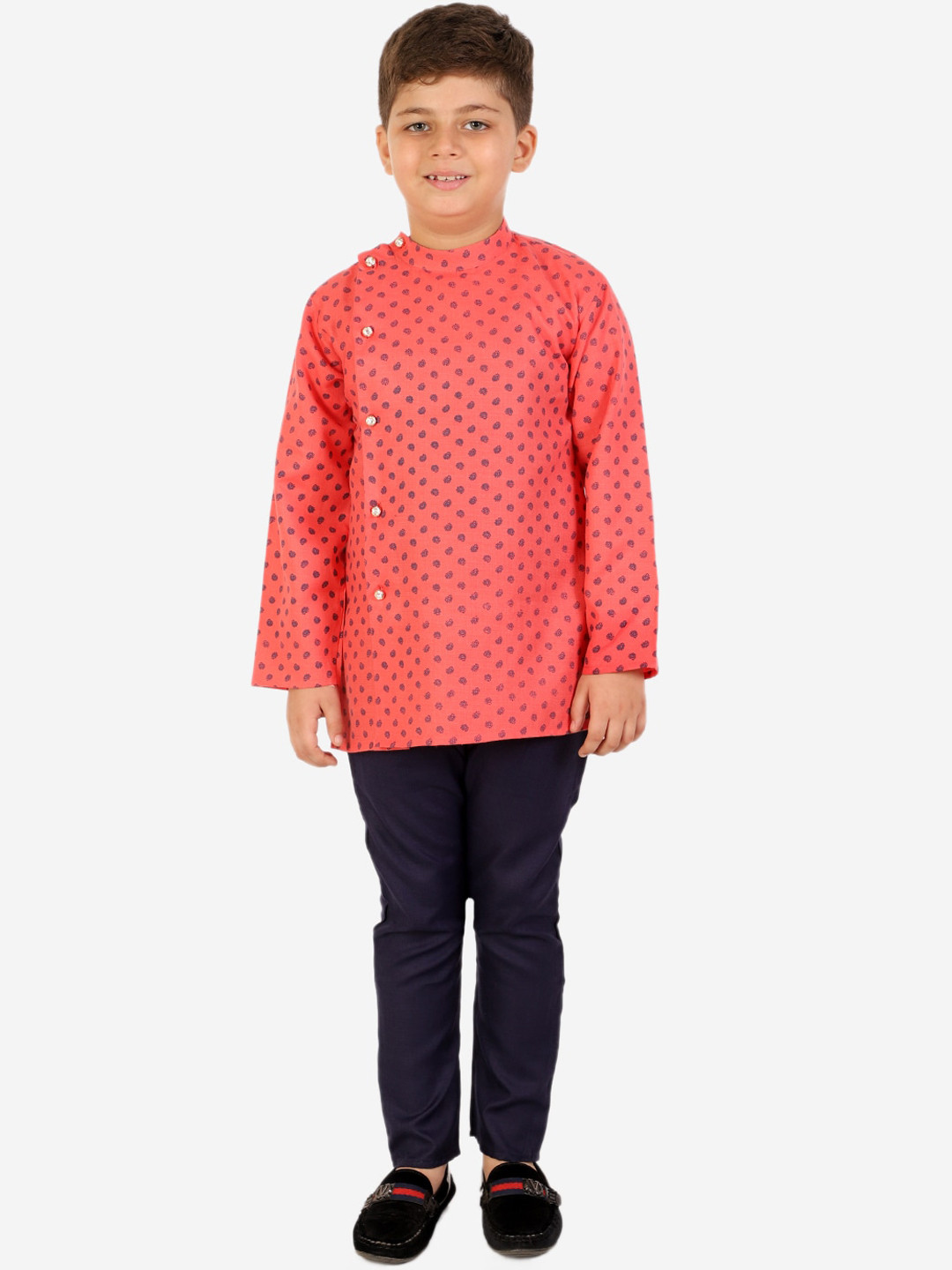 

Superminis Boys Front Slit Ethnic Motifs Printed Pure Cotton Kurta with Pyjamas, Pink