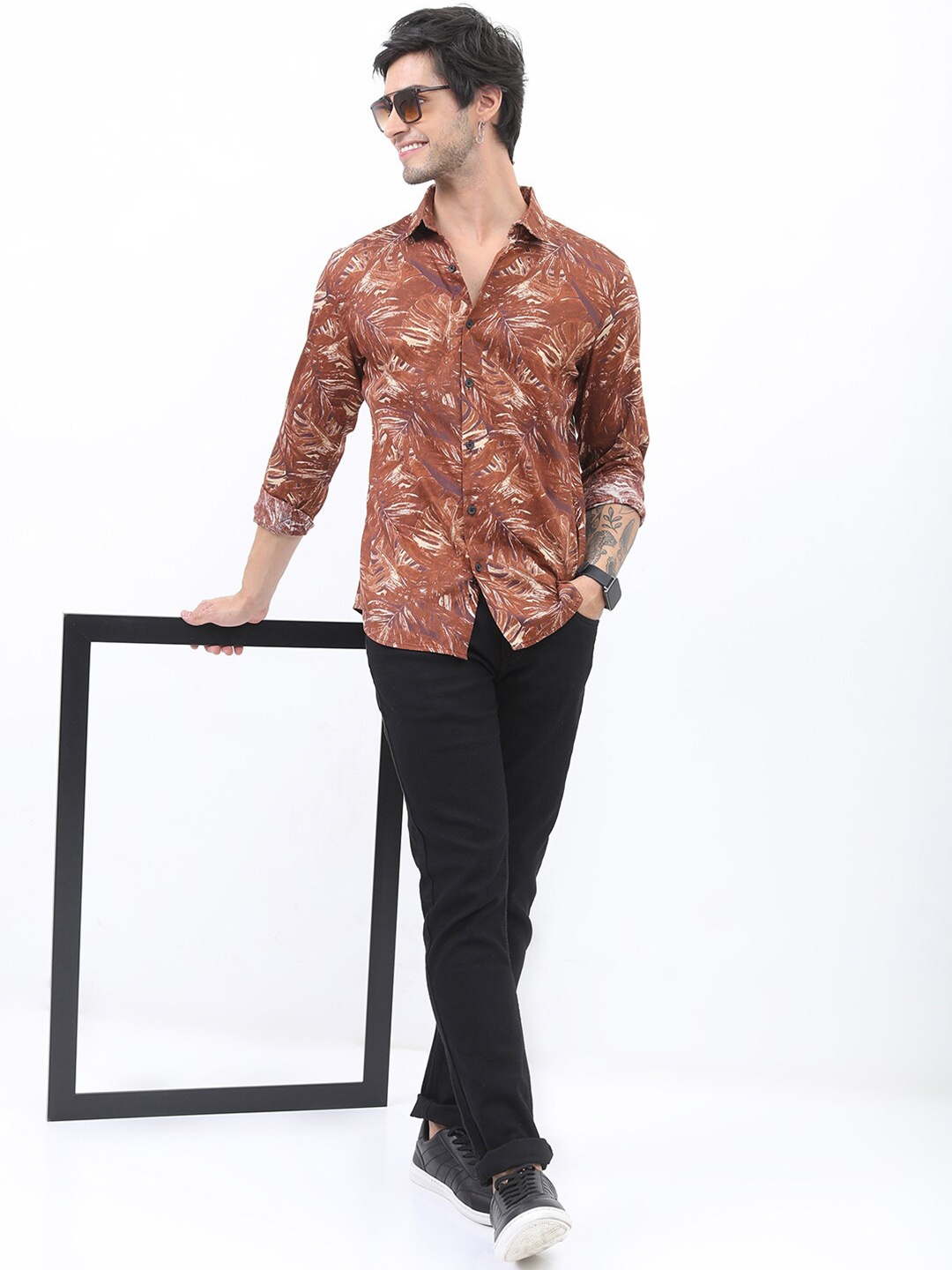 

HIGHLANDER Men Rust Slim Fit Floral Printed Casual Shirt