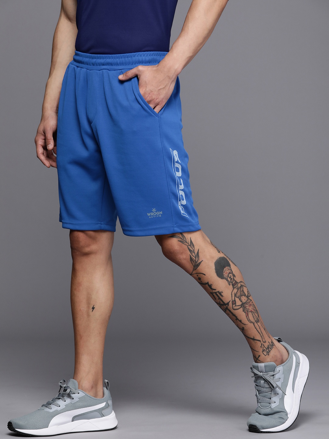 

WROGN ACTIVE Men Mid-Rise Dry-Pro Sports Shorts With Typography Detail, Blue