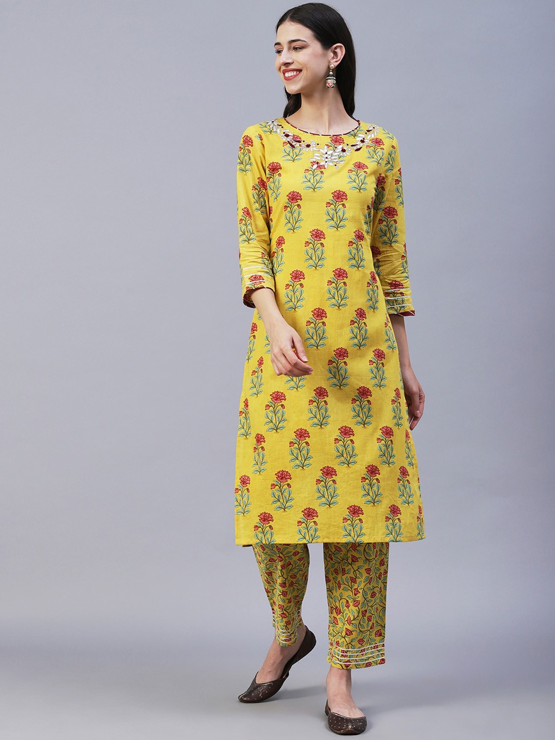 

FASHOR Floral Printed Gotta Patti Pure Cotton Kurta Trousers, Yellow
